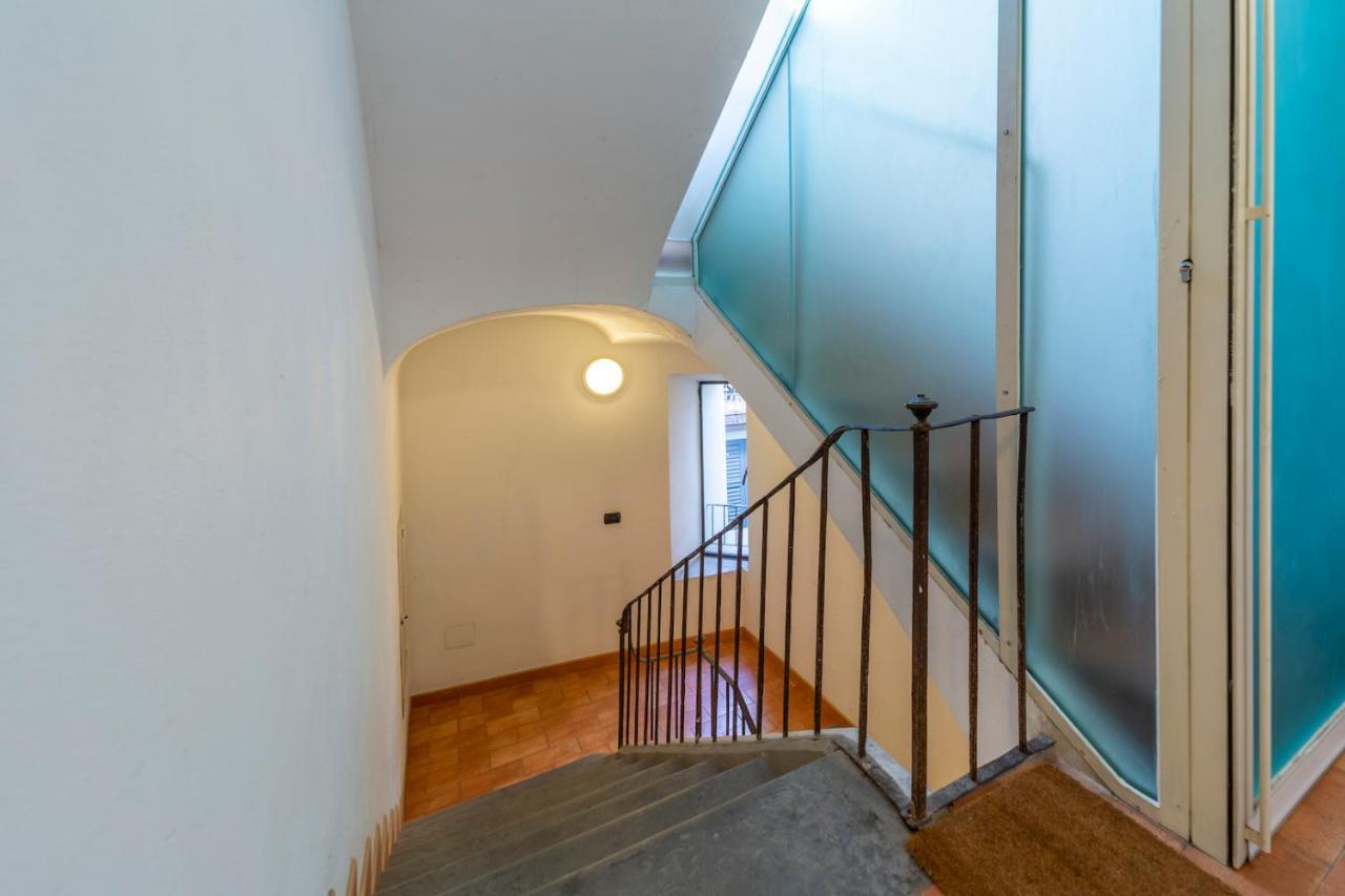 Parrot House - Casa In Centro A Parma Apartment Luaran gambar